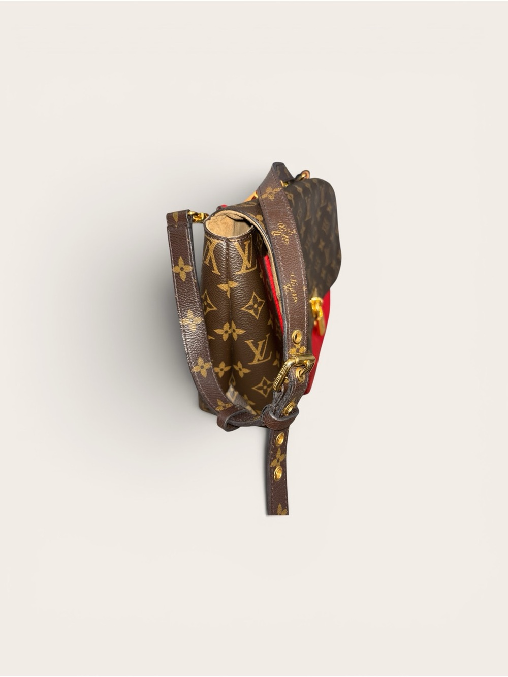 Louis Vuitton Monogram Messenger Bag with Red Leather Accent - Picture 3 of 6